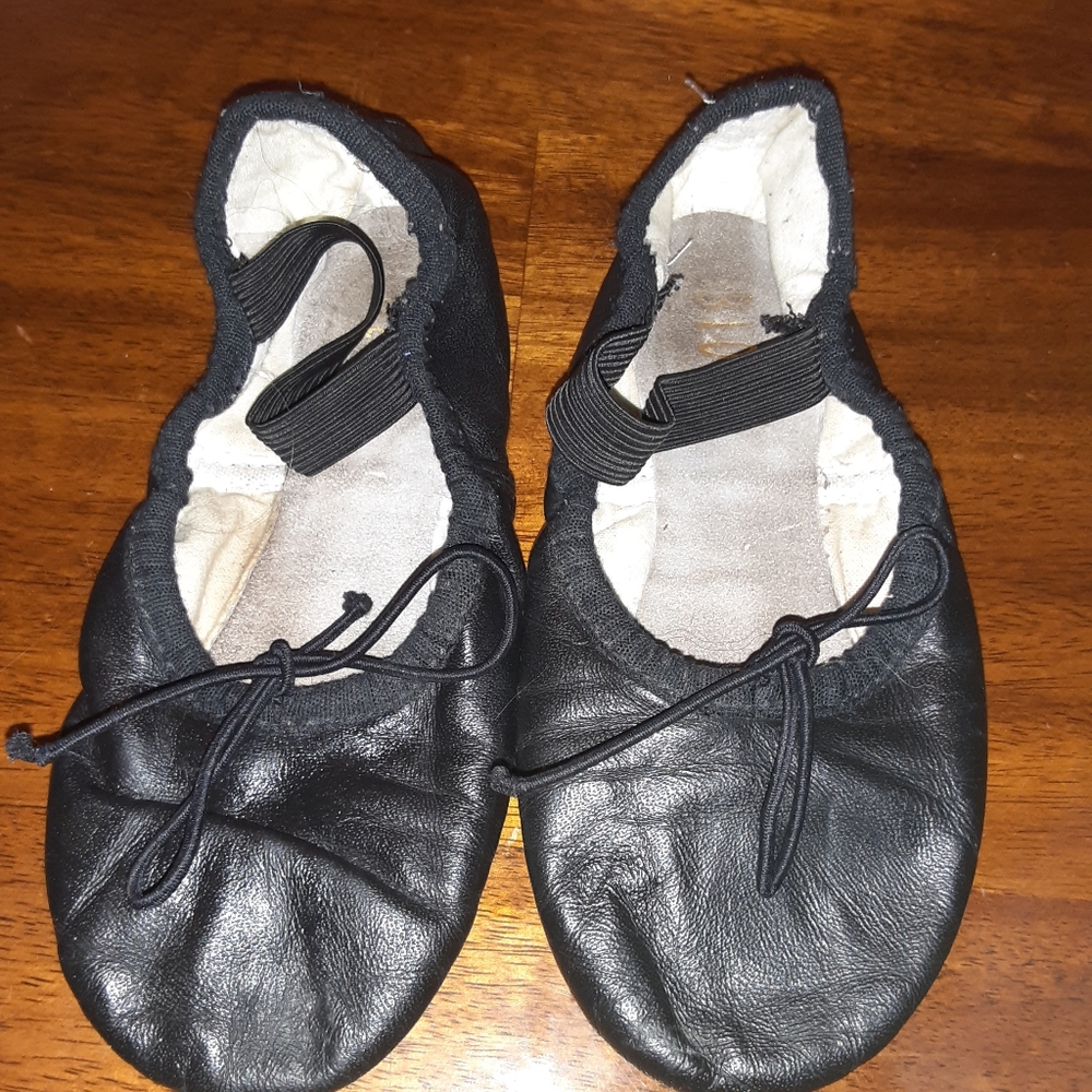 Bloch Size 12B Leather Ballet Slipper Full Sole Black GUC Dance Shoes Kids